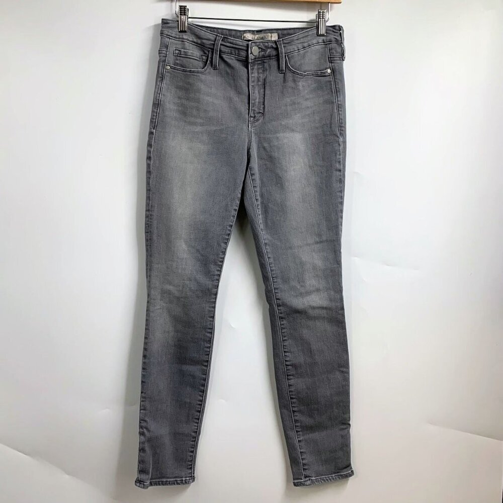 Athleta Sculptek Skinny #158935 Grey Wash Hiking Travel Commute Jean Size 6